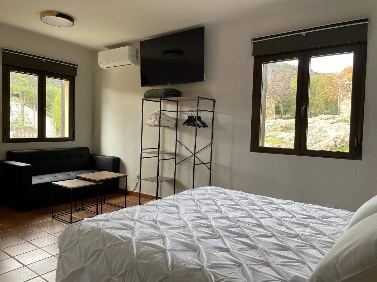 Apartamentos Los Pocillos Gargantilla del Lozoya Eksteriør billede